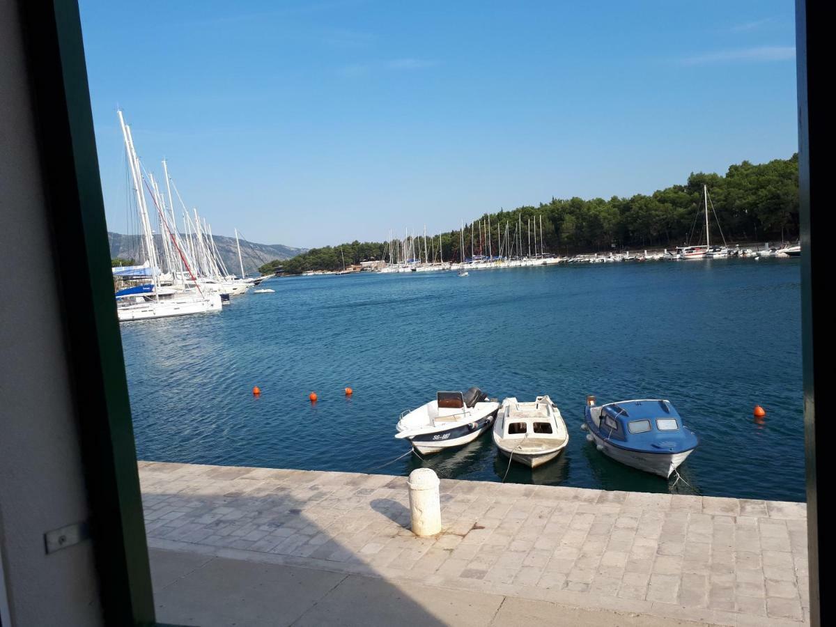 Apartmán House At The Seafront Stari Grad  Exteriér fotografie